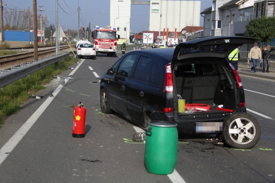 Verkehrsunfall mit mehreren Fahrzeugen auf der Wallerner Straße in Eferding