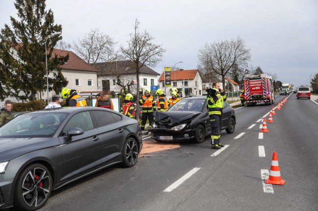 Auffahrunfall im dichten Berufsverkehr auf Wiener Straße in Marchtrenk