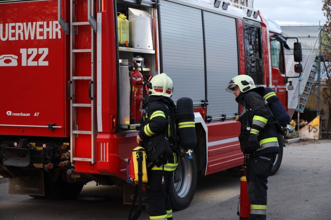 Brand von Gartenabfällen in Wels-Waidhausen rasch gelöscht