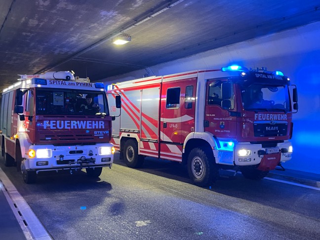 Verkehrsunfall auf Pyhrnautobahn im Bosrucktunnel fordert eine verletzte Person