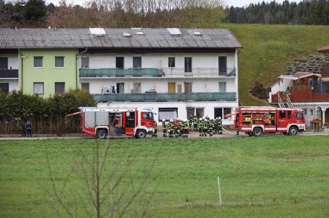 Zimmerbrand in einem Mehrparteienwohnhaus in Bad Wimsbach-Neydharting