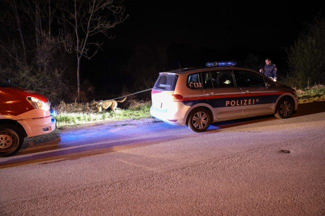 Nächtliche Suchaktion im Bereich des Ennsflusses in Enns nach möglicherweise verunfallter Person