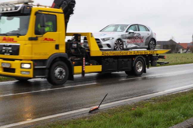 Verkehrsunfall in einem Kreuzungsbereich in Vorchdorf endet glimpflich