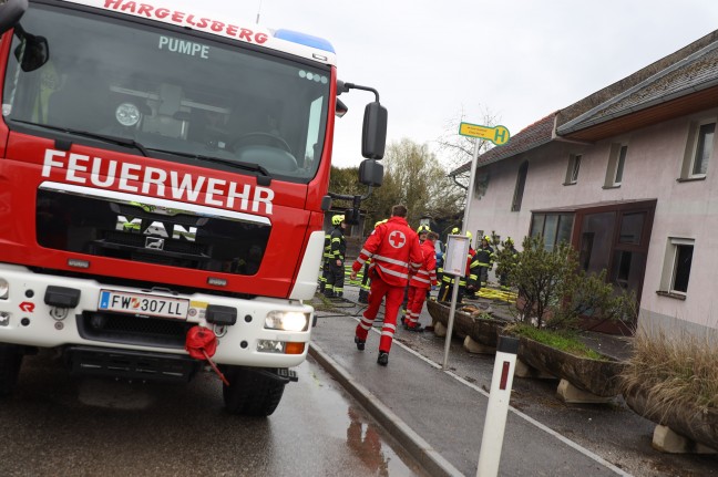 Brand in einem Wohnhaus in Kronstorf sorgt fr Einsatz zweier Feuerwehren