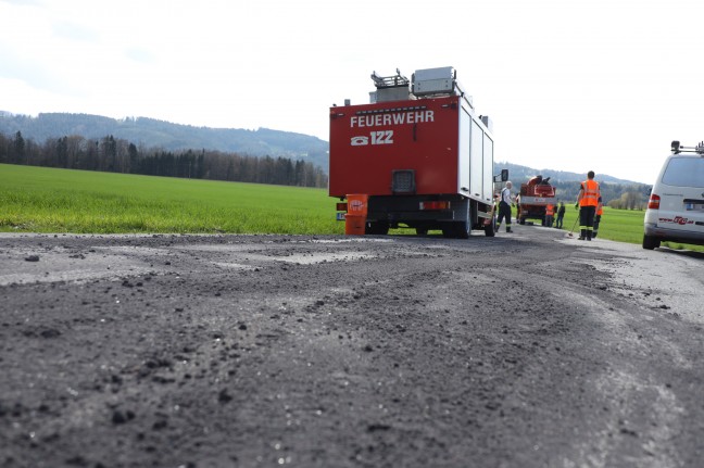 Unterführungsbauwerk beschädigt: LKW-Kran touchierte Brücke der Almtalbahn bei Pettenbach