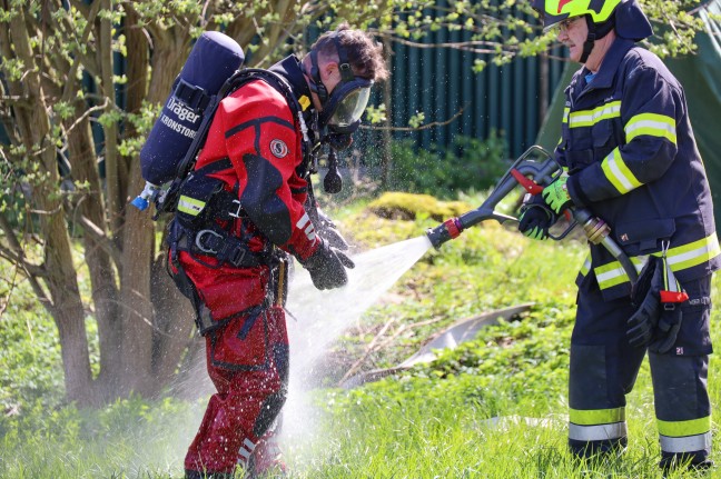 Person (64) auf Bauernhof in Kronstorf tot aus Jauchegrube geborgen