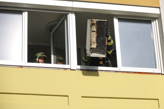 Kchenbrand in einer Wohnung in Wels-Vogelweide fordert zwei Verletzte