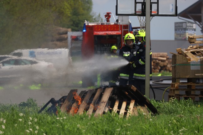 Einsatzalarmierung zu Brand eines Gewerbebetriebes in Sipbachzell stellte sich als bung heraus