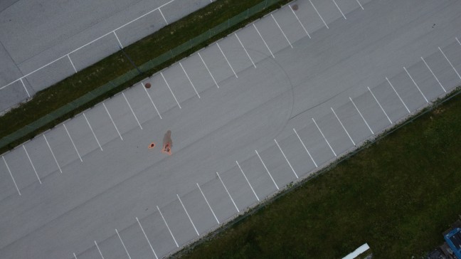 Frontalkollision zweier Motorradfahrer bei Bikertreffen auf Parkplatz in Eberstalzell