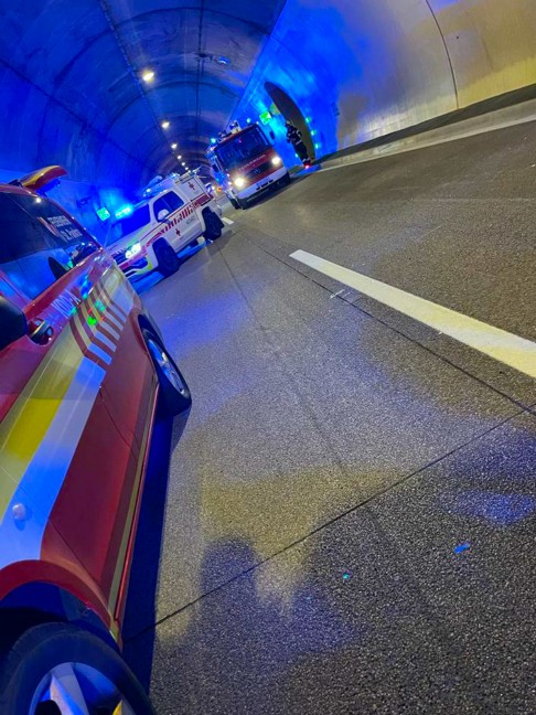 LKW-Crash im Speringtunnel auf der Pyhrnautobahn bei Molln sorgt für stundenlange Sperre