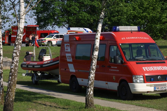 Reanimation: Person von Tauchern aus dem Ausee in Luftenberg an der Donau gerettet
