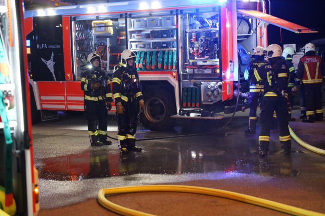 Brand in einem Jugendzentrum in Leonding sorgt für Einsatz von drei Feuerwehren