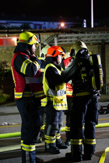 Brand in einem Jugendzentrum in Leonding sorgt fr Einsatz von drei Feuerwehren