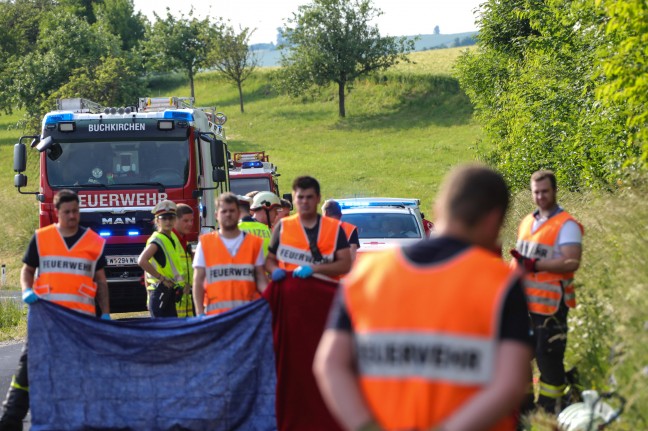 Motorradlenker (54) bei Kollision mit PKW in Buchkirchen tödlich verletzt