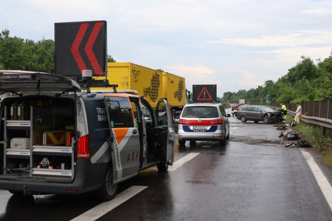 Verkehrsunfall mit zwei beteiligten PKW auf Welser Autobahn bei Weißkirchen an der Traun