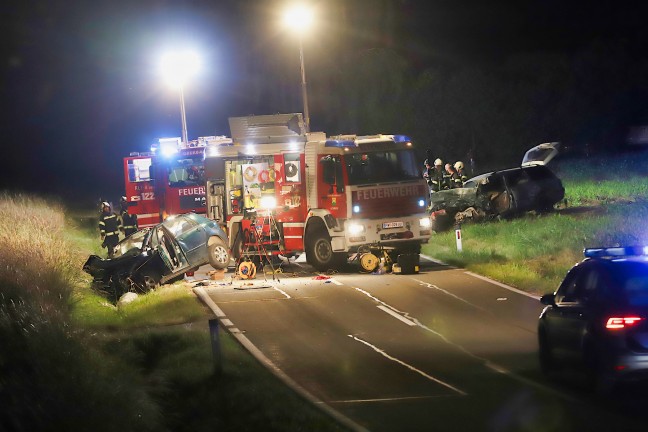 Zwei Tote bei schwerem Verkehrsunfall in Altenberg bei Linz