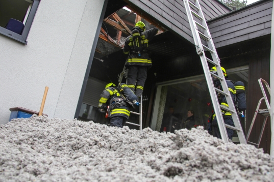 Brand im Dachstuhl eines Wohnhauses in Marchtrenk schnell gelöscht
