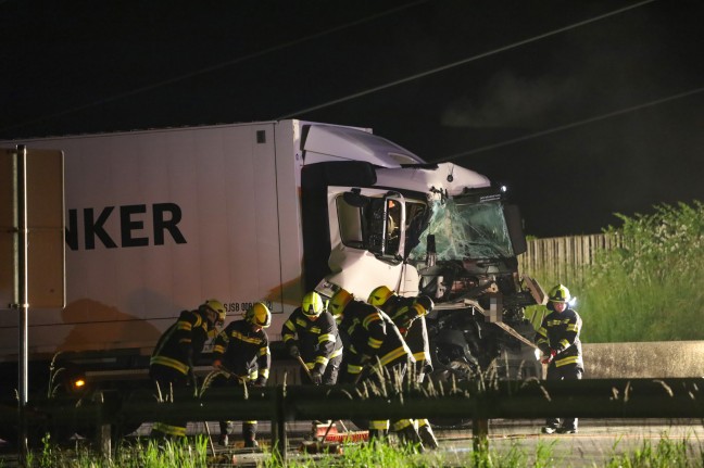 Schwerer LKW-Unfall auf Pyhrnautobahn bei St. Pankraz