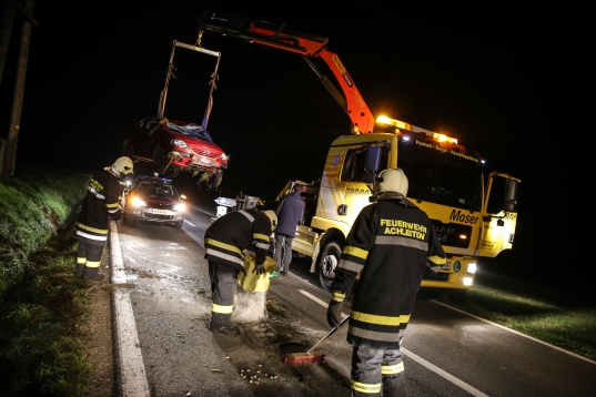 Überschlag mit Fahrzeug in Kematen an der Krems endet glücklicherweise glimpflich