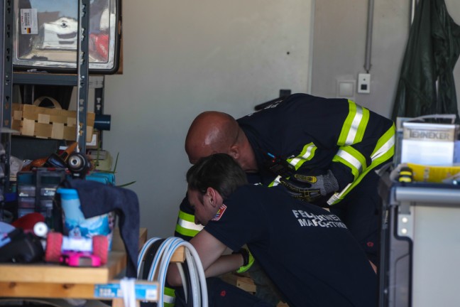 Schlange in einer Garage sorgte für Einsatz der Feuerwehr in Marchtrenk