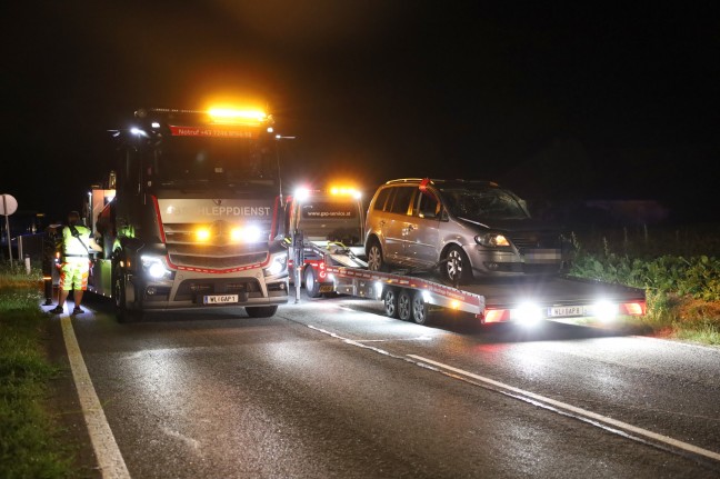 Schwerer Crash zwischen zwei PKW auf Innviertler Straße bei Krenglbach