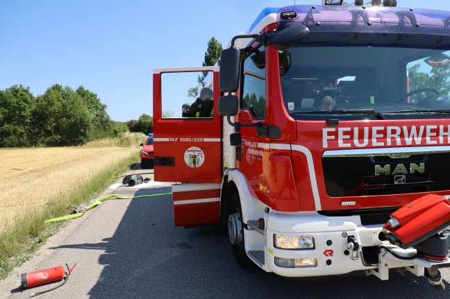 Grerer Brand eines Mhdreschers in Wels-Waidhausen in letzter Minute verhindert