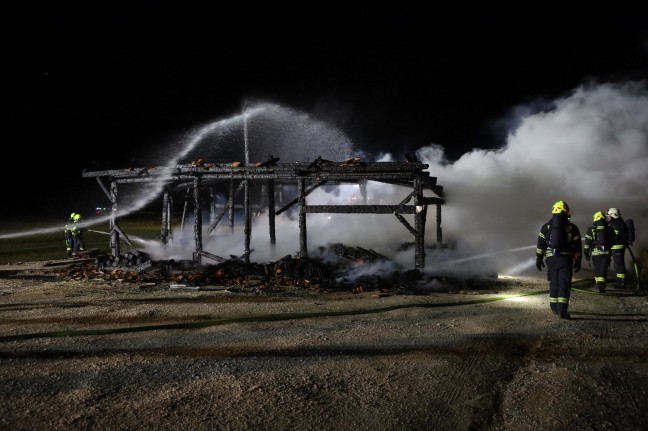 Vollbrand eines kleineren Stadels in Micheldorf in Oberösterreich