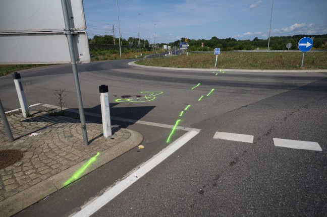 Tödlicher Motorradunfall: 26-Jähriger erlag nach schwerem Sturz bei Enns seinen Verletzungen