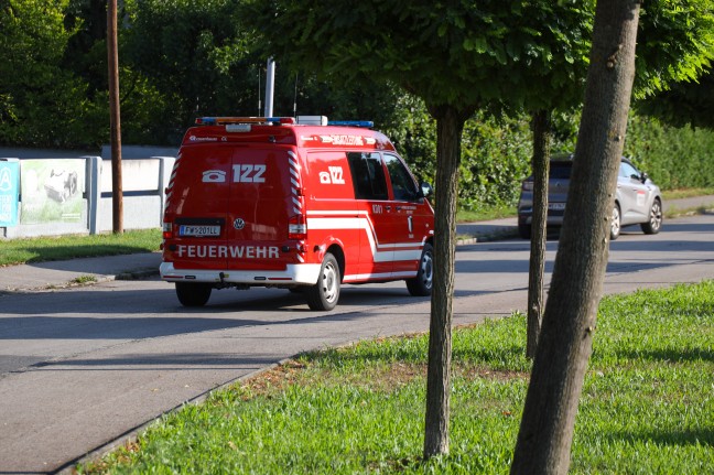 Befrchteter Gefahrstoffaustritt aus Kesselwaggon bei Traun war zum Glck nur heigelaufene Bremse