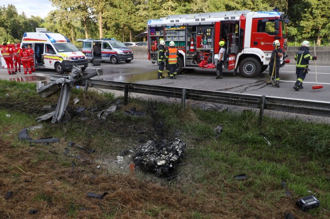 Zwei Schwerverletzte bei Verkehrsunfall auf Westautobahn in Sipbachzell