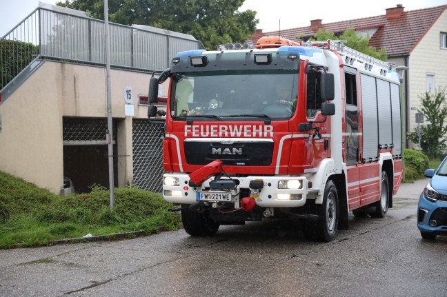 Technischer Einsatz bei einer Tiefgarage einer Wohnanlage in Wels-Neustadt