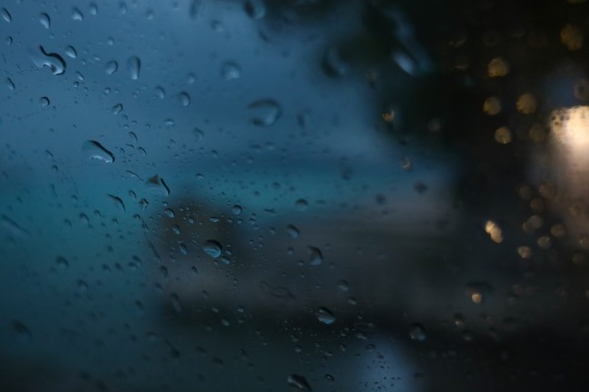 Personenrettungen und Bootsbergungen bei aufziehendem Gewitter im obersterreichischen Seengebiet