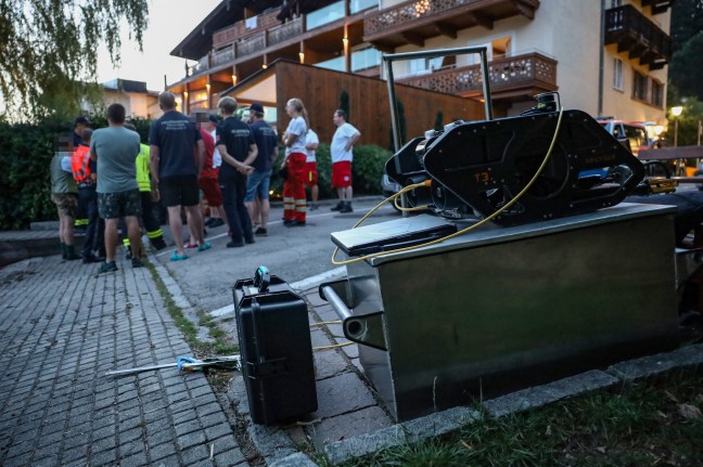 Taucheinsatz: Stand-Up-Paddler (23) im Wolfgangsee bei St. Wolfgang im Salzkammergut untergegangen