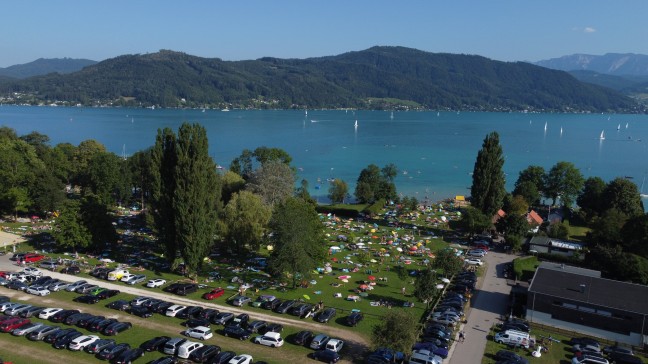 Seewalchen am Attersee: Suchaktion nach abgngiger Schwimmerin im Attersee mit glcklichem Ausgang