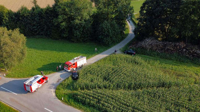 In Maisfeld geschleudert: Kreuzungsunfall zwischen zwei PKW in Pichl bei Wels