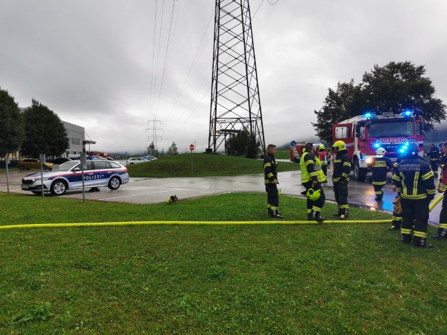 Brand einer Maschine in einem Unternehmen in Spital am Pyhrn führte zu Einsatz der Feuerwehr