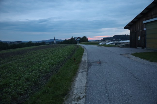 E-Bikerin (73) bei Kollision mit Hoflader in St. Marienkirchen am Hausruck tödlich verletzt