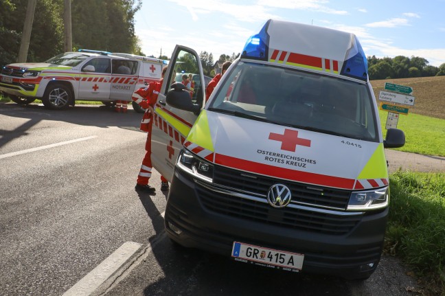 Sechs Verletzte bei Kollision zweier Autos in Pichl bei Wels