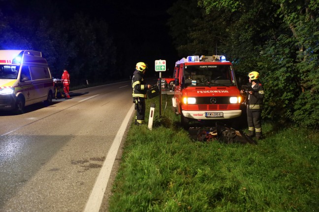 Auto im Schacherteich: Lenker bei Kremsmünster mit PKW in einem Teich gelandet