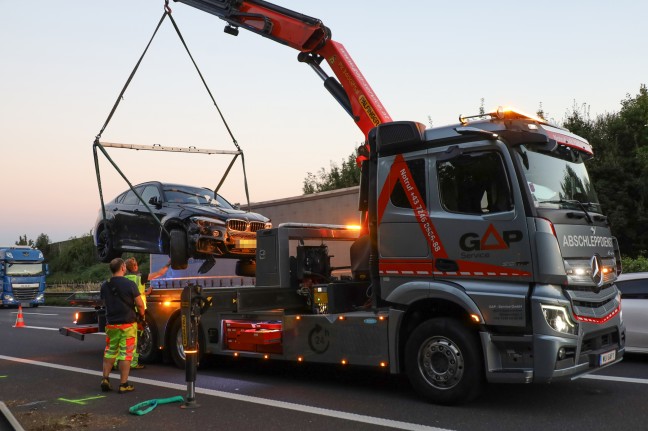 Crash auf Innkreisautobahn bei Wels-Oberthan forderte zwei Leichtverletzte