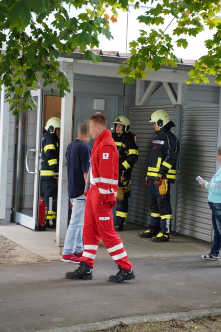 Drei Feuerwehren bei Brand in einem Mehrparteienwohnhaus in Leonding im Einsatz