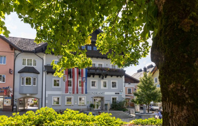 Friedrich Mayr-Melnhof (ÖVP) zum neuen Bürgermeister von St. Georgen im Attergau gewählt