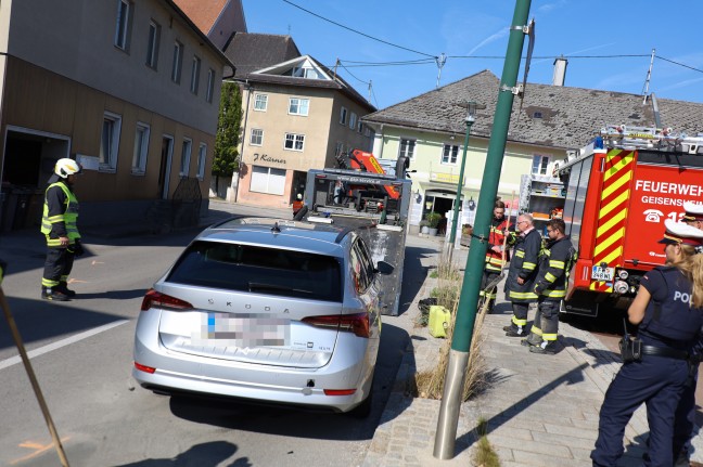 Fünf Verletzte bei Kollision zweier PKW im Ortszentrum von Pichl bei Wels