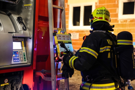 Brandverdacht in Marchtrenk durch eine rauchende Heizkanone im Keller