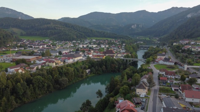 Abgngiger Mann (58) bei groangelegter Suchaktion in Ternberg gestrzt und unterkhlt aufgefunden