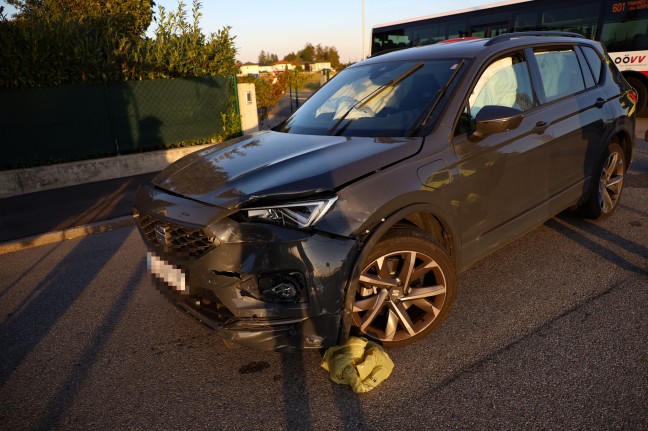 Verkehrsunfall zwischen zwei PKW in Pasching fordert einen Leichtverletzten