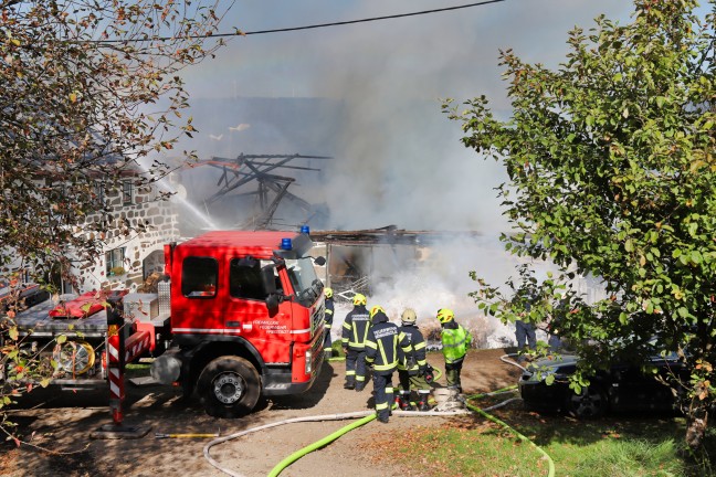 Groeinsatz bei Vollbrand eines landwirtschaftlichen Objektes in Vorderweienbach