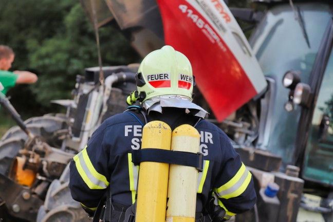 Beginnender Traktorbrand in Linz-Dornach-Auhof noch rechtzeitig entdeckt und eingedmmt