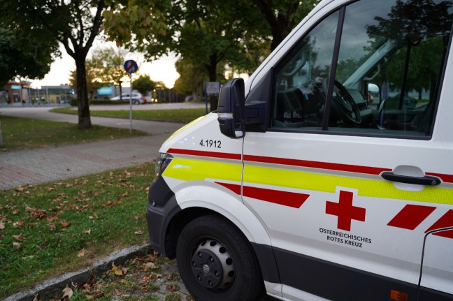 Chlorgasaustritt in einem Hallenbad in Leonding fhrte zu Einsatz zweier Feuerwehren