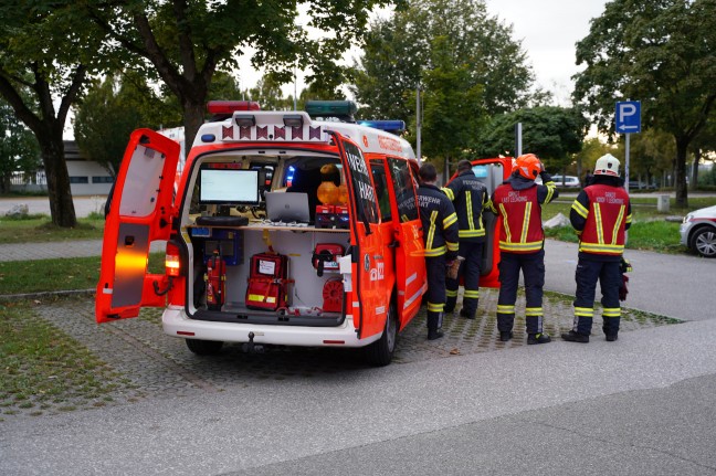 Chlorgasaustritt in einem Hallenbad in Leonding fhrte zu Einsatz zweier Feuerwehren